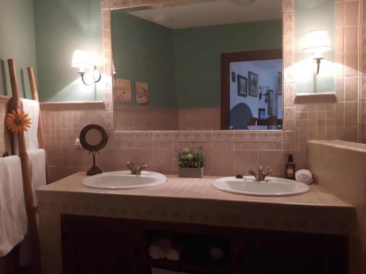 הוילה גואדיקס Casa Cueva Soledad מראה חיצוני תמונה